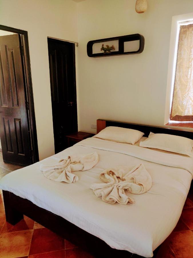Aquavista @ Casa Philomena Apartment Calangute Ngoại thất bức ảnh
